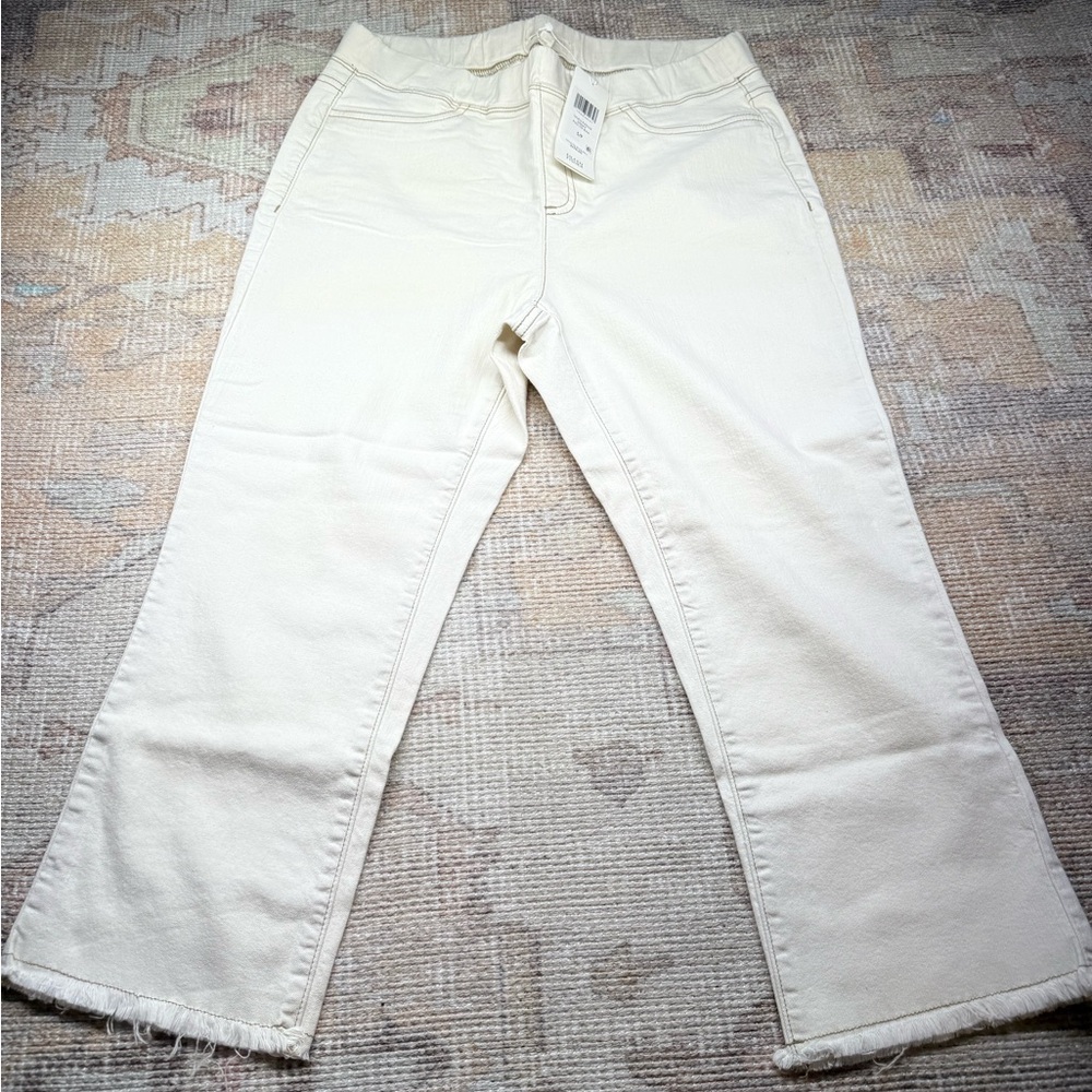 Eileen Fisher Off-White Flare Jeans‎